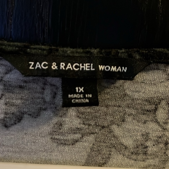 Green & black women’s blouse V-neck smocking on sleeve around the V neck - Picture 5 of 6